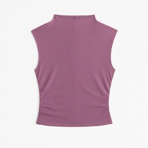 Abercrombie Paloma top, NWT, color is more of a reddish color than purple.